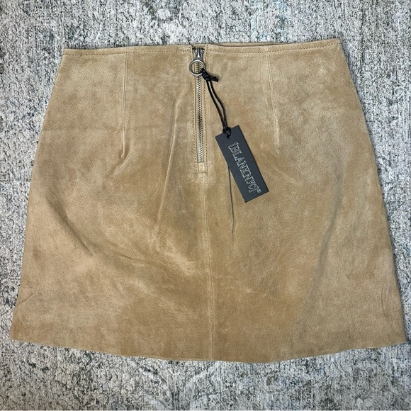 🆕Blank NYC Suede Mini Skirt Size 24 - Picture 4 of 6
